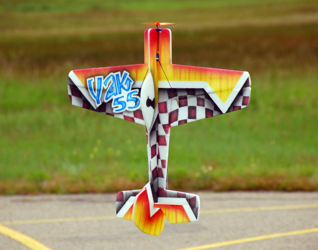 http://static.rcgroups.com/forums/attachments/1/7/0/6/0/8/a2719449-33-Scott%27s-Yak-55_3.jpg?d=1251382980